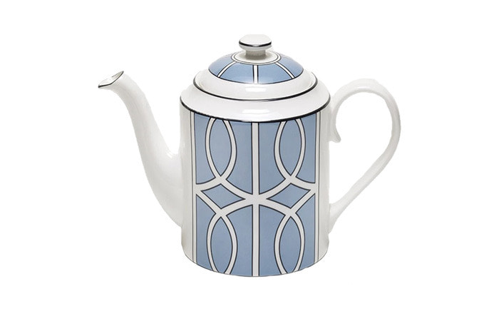 TPTLB035 Loop Cornflower Blue/White Teapot